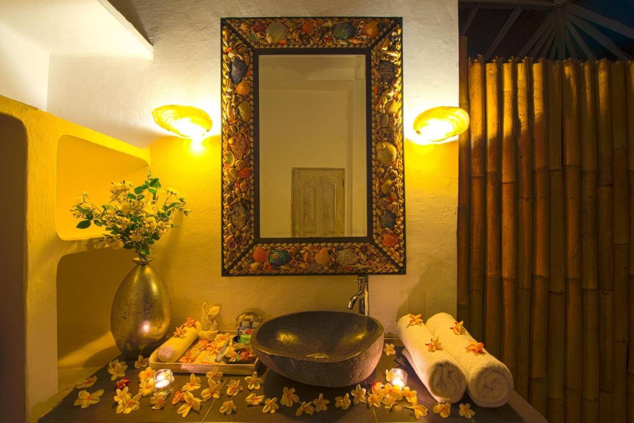 Villa Enjoy - Seminyak Center Kültér fotó