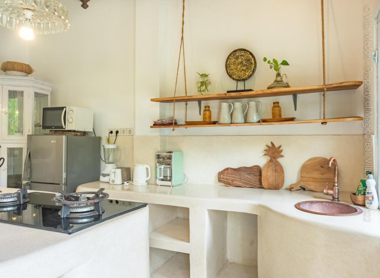 Villa Enjoy - Seminyak Center Kültér fotó