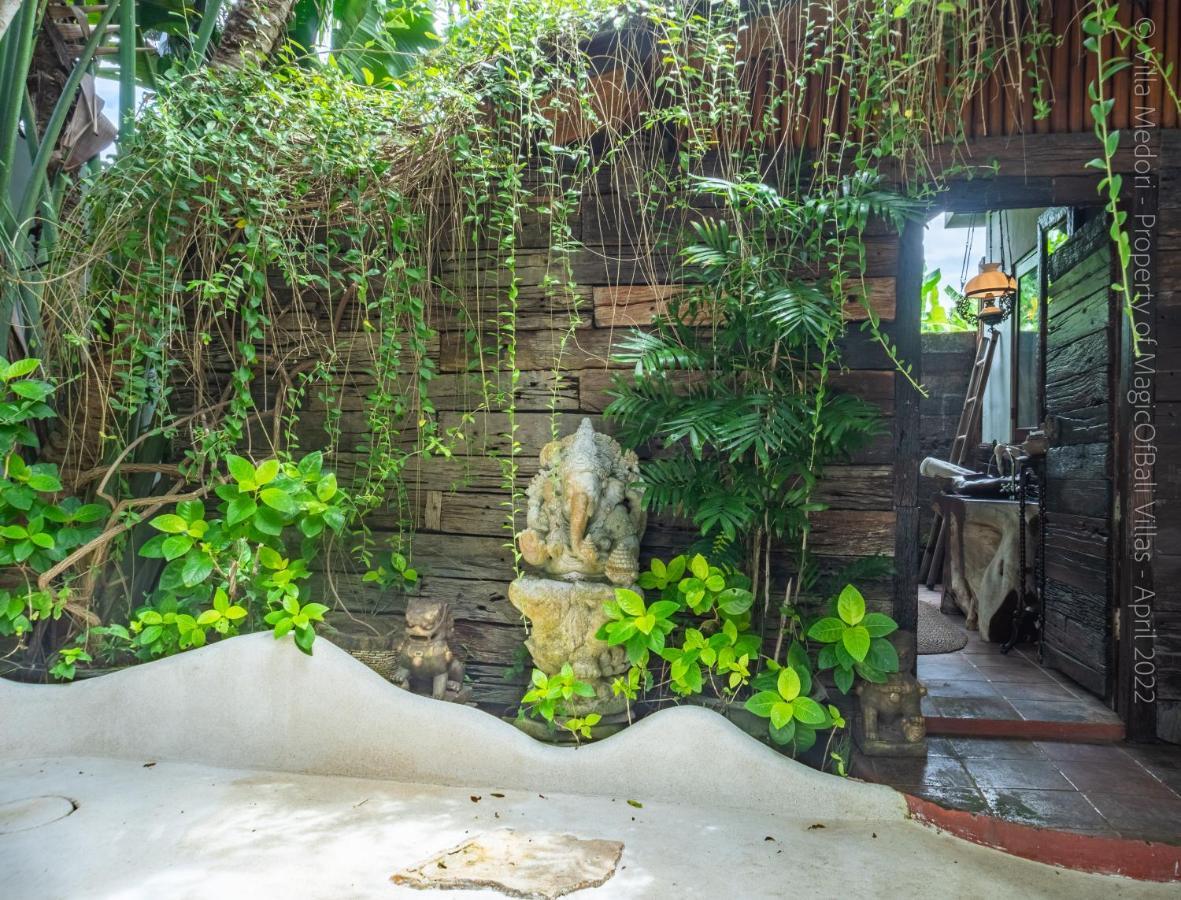 Villa Enjoy - Seminyak Center Kültér fotó