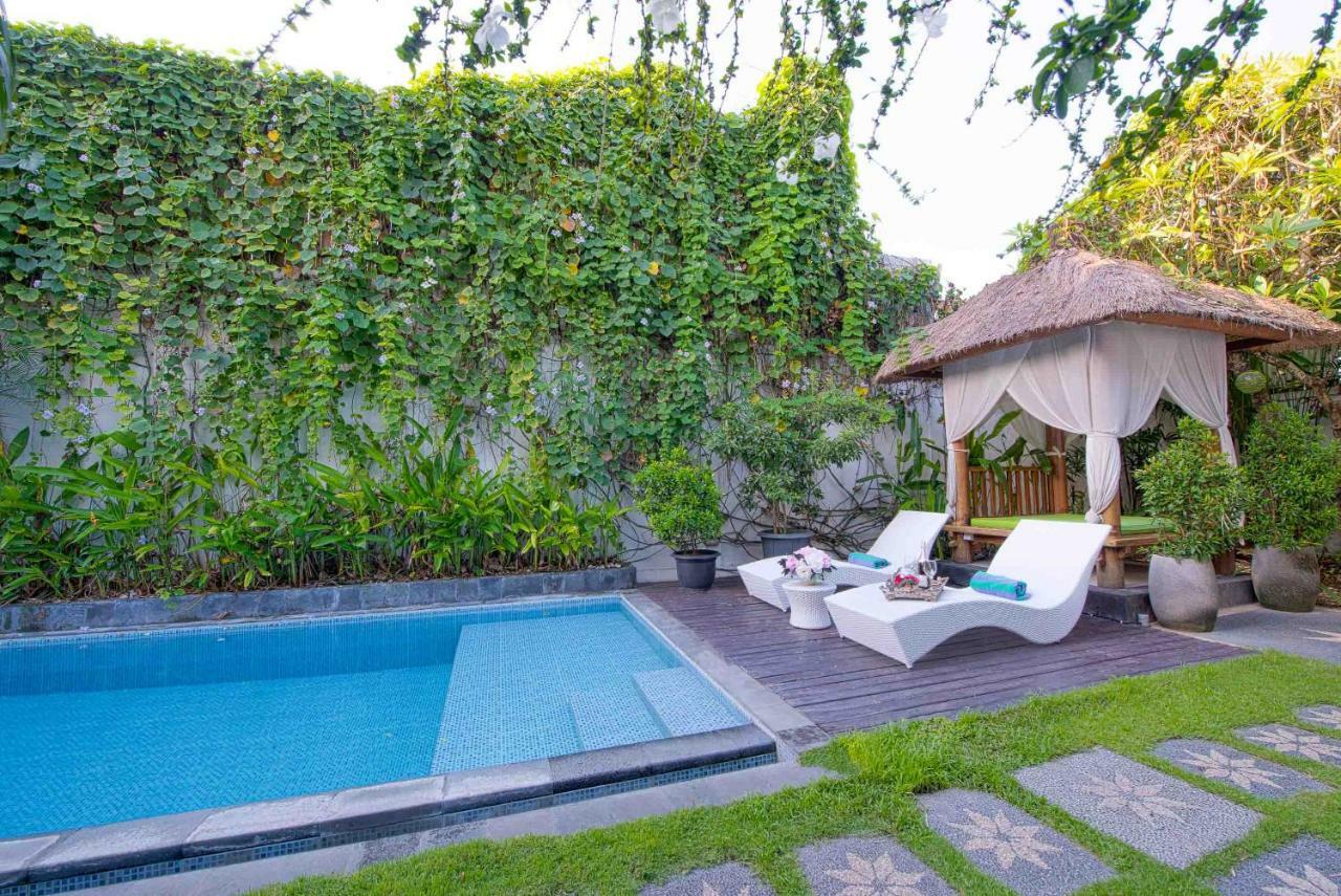 Villa Enjoy - Seminyak Center Kültér fotó