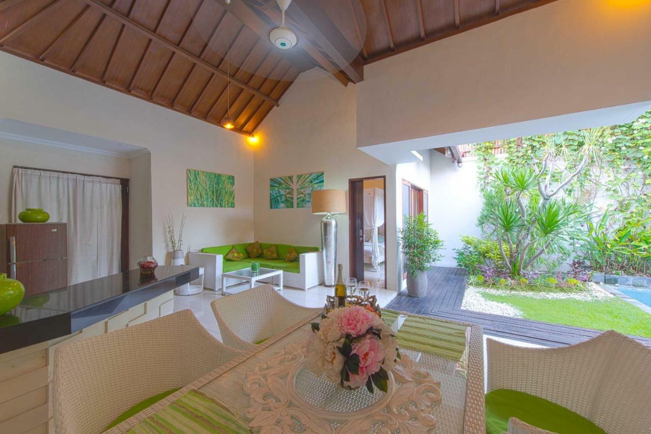 Villa Enjoy - Seminyak Center Kültér fotó